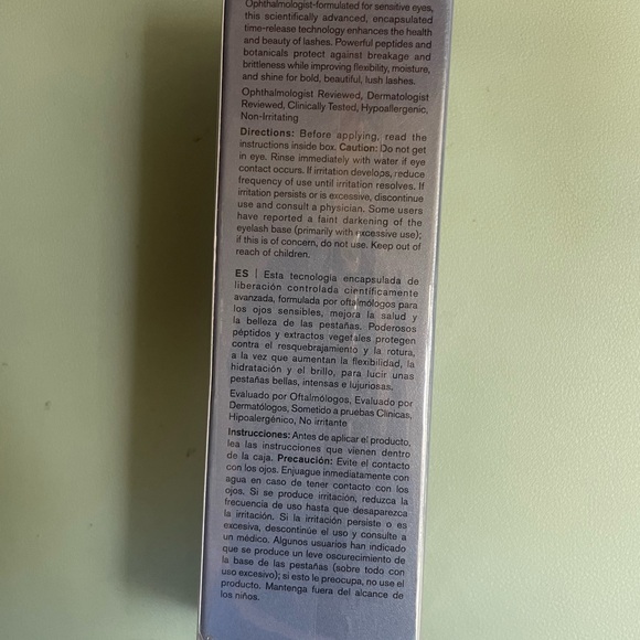 New in Box RevitaLash Advanced Sensitive Eyelash Conditioner/Serum - 2ml - Picture 5 of 7